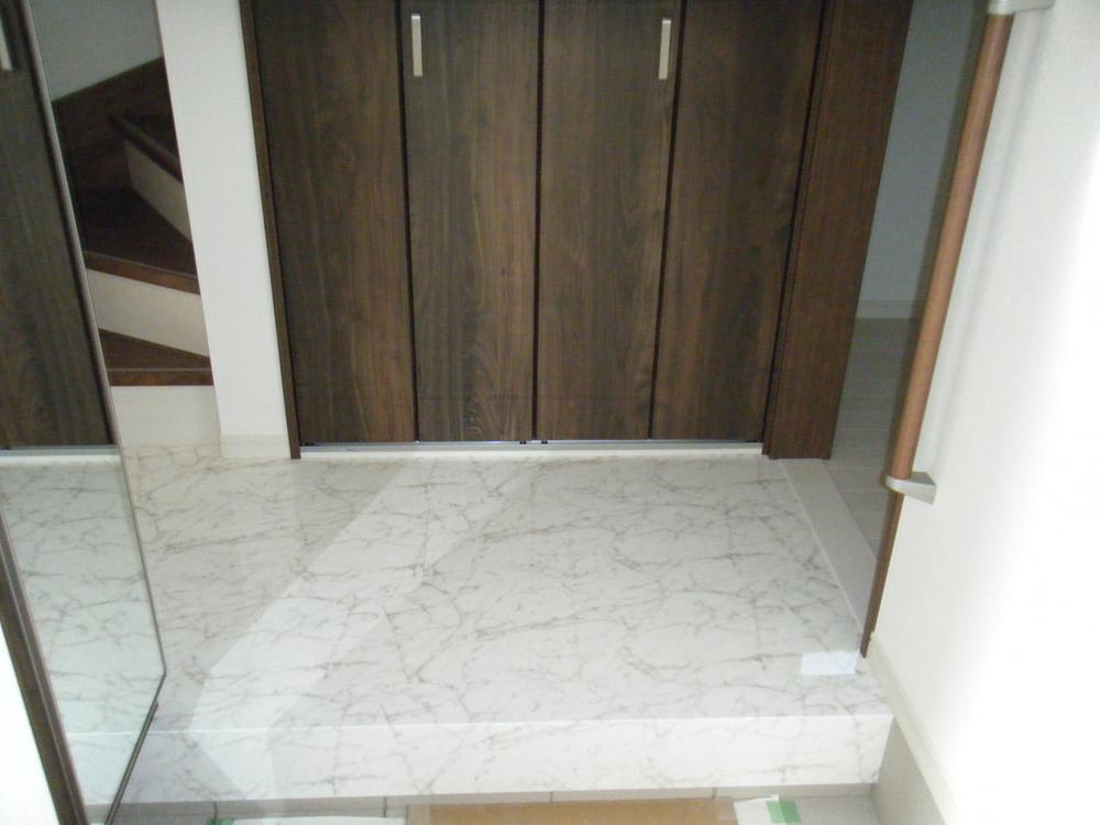 Entrance. Stylish entrance