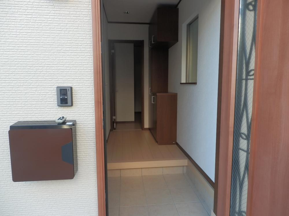 Same specifications photos (Other introspection). The company specification example  Entrance