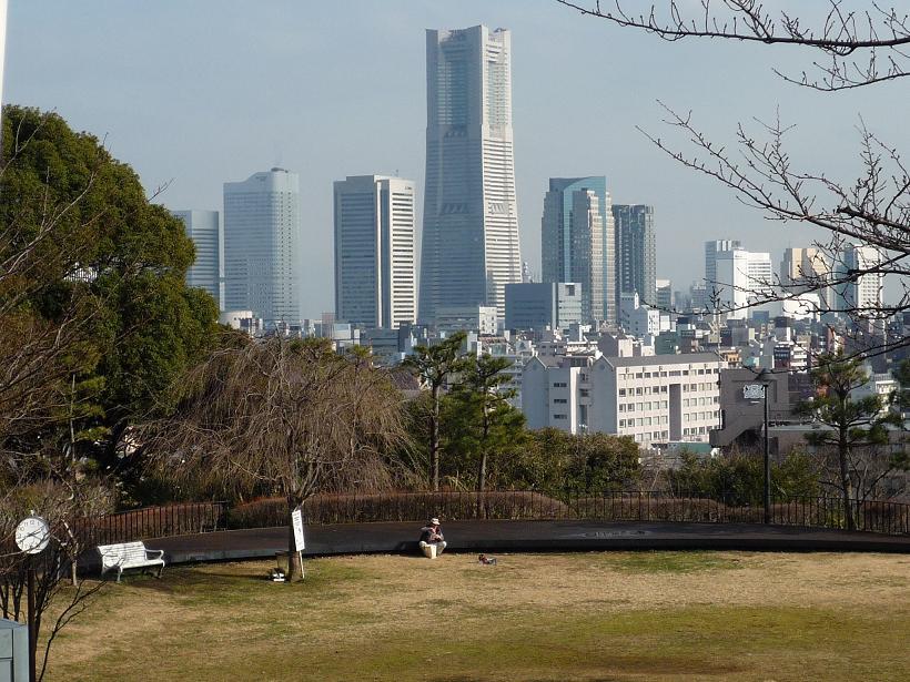 park. To holiday 500m large park is close to Asamadai Miharashi Park please with your family.