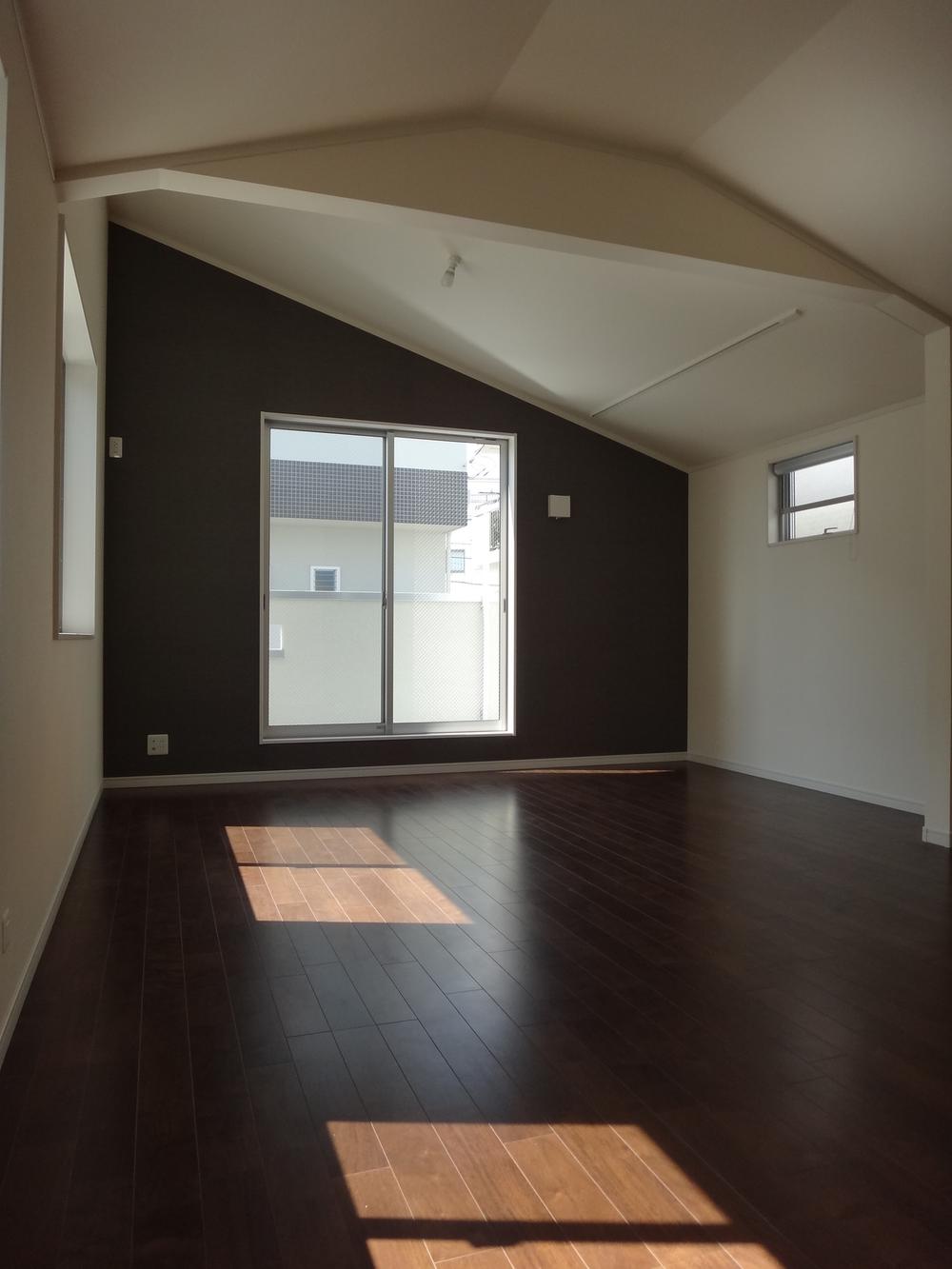 Same specifications photos (Other introspection)