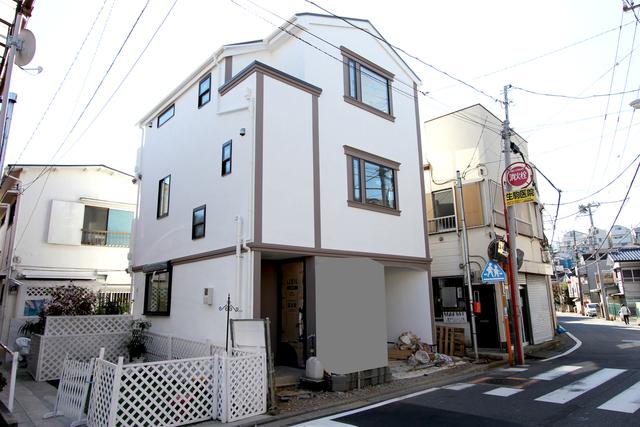 Local photos, including front road