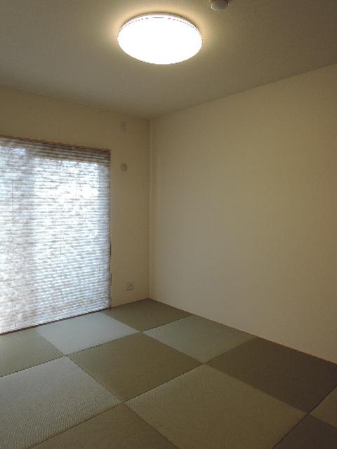 Non-living room. 6.1 Pledge