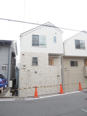 Local appearance photo