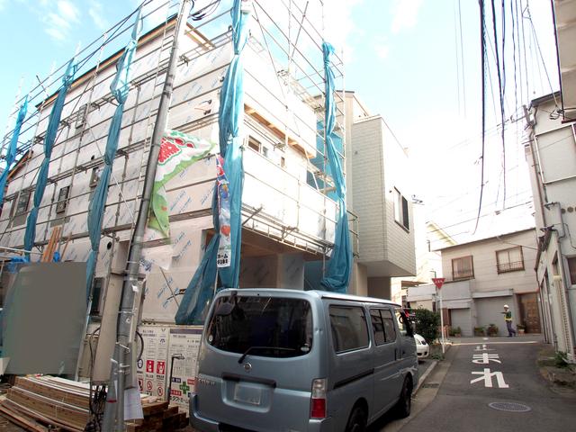 Local appearance photo