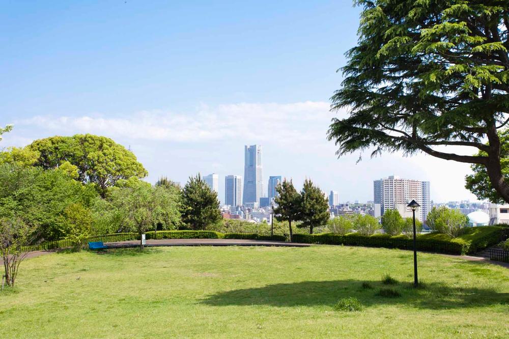 park. What do you walk slowly How about with your family in the 170m weekend the park until Asamadai Miharashi Park. 