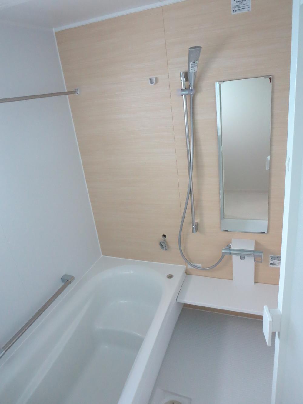 Bathroom. Spacious 1 pyeong type