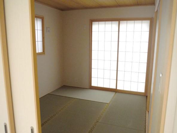 Non-living room. Example of construction