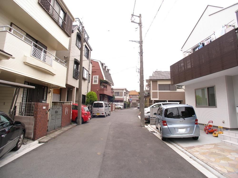 Sale already cityscape photo. Sale already the city average