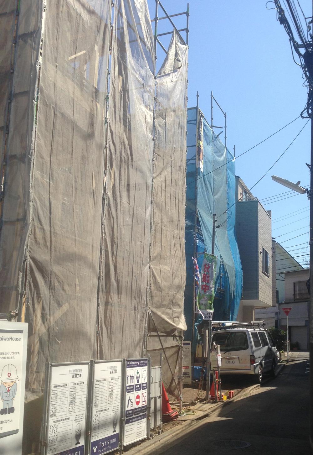 Local appearance photo. Local (10 May 2013) Shooting