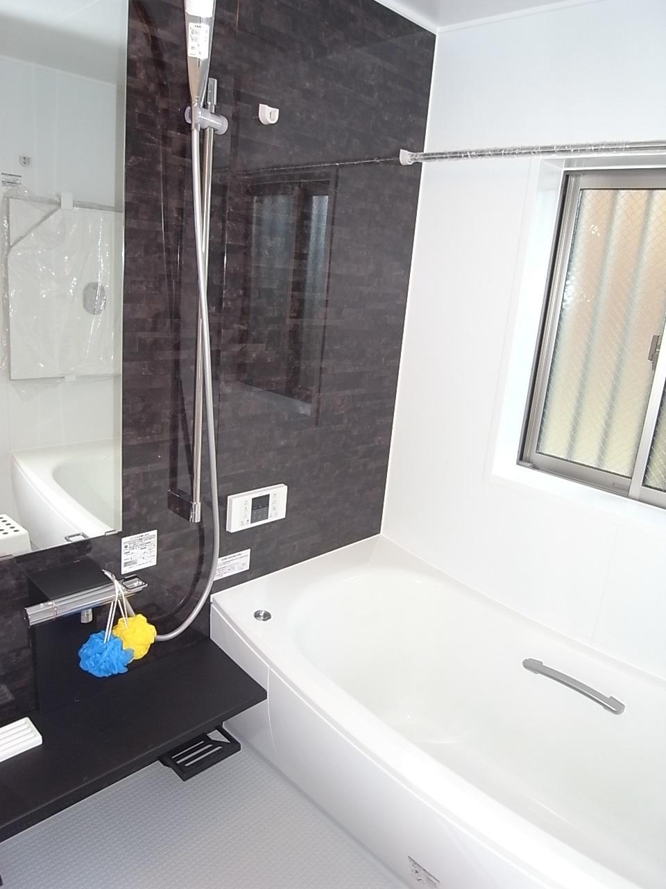 Bathroom. With big success bathroom dryer in your laundry on a rainy day! Leisurely enjoy bath time in the bathroom of 1 tsubo time!