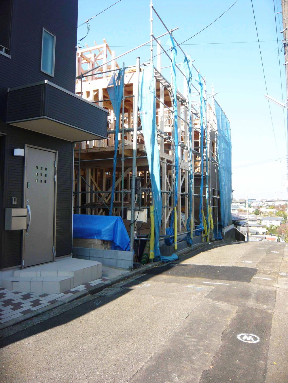 Local photos, including front road. Local (11 May 2013) Shooting