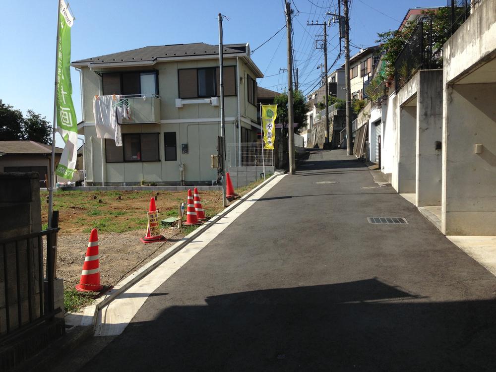 Local photos, including front road. Local Photos