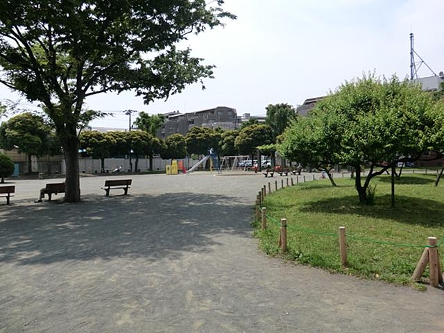 park. 407m to Okano park