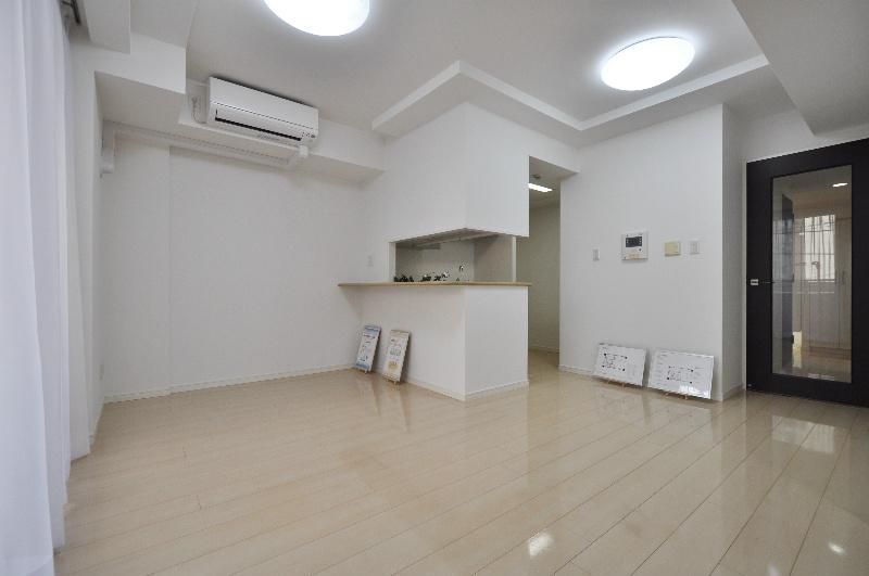Living. The living floor heating