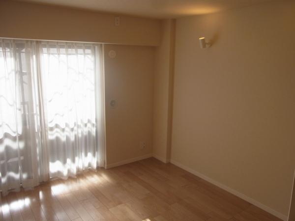 Non-living room. Western-style 5.5 Pledge