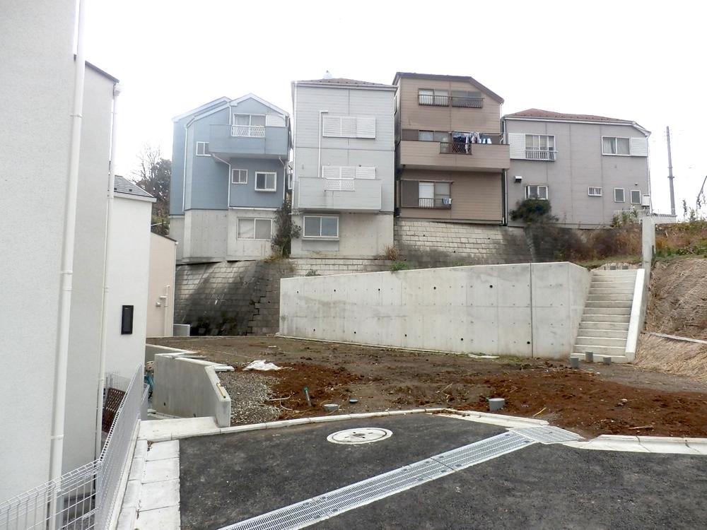 Local photos, including front road. Local (December 20, 2013) Shooting 