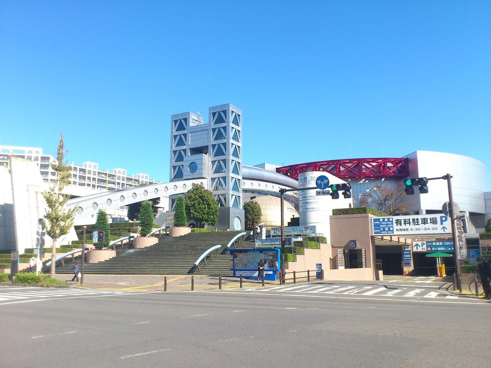 Other Environmental Photo. 80m to the district center