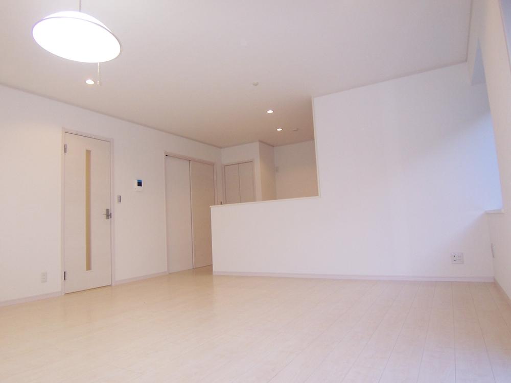 Living. Indoor (12 May 2013) Shooting