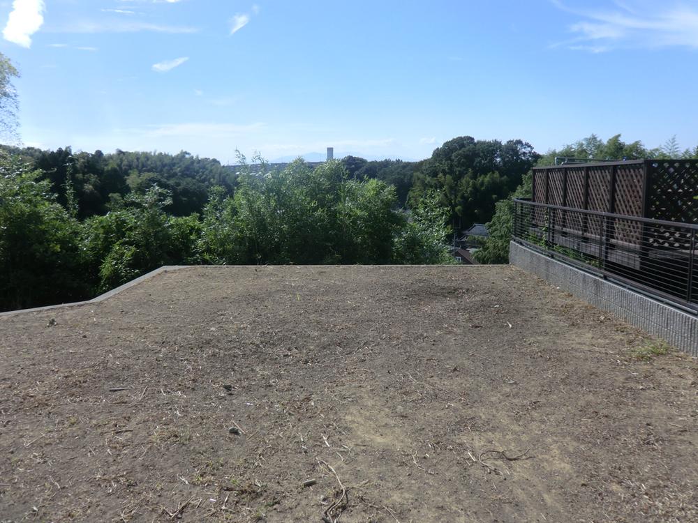 Local land photo. Local (August 2012) shooting