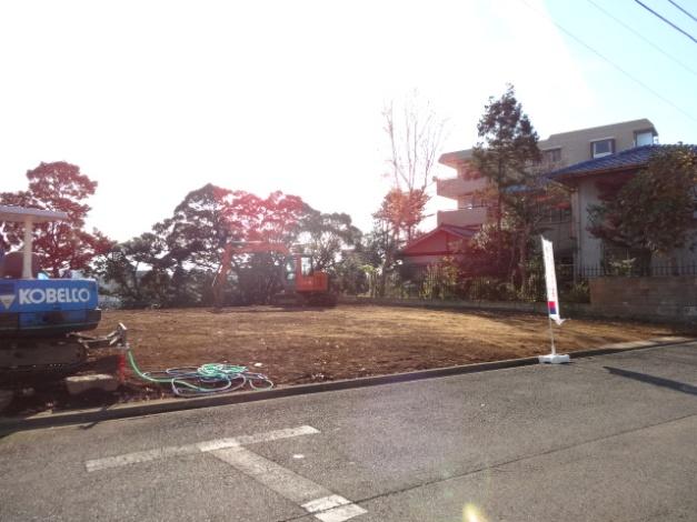 Local appearance photo. Local (12 May 2013) Shooting