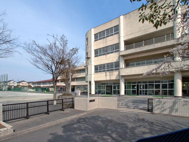 Junior high school. 1120m Yokohama Municipal Iijima junior high school to Yokohama Municipal Iijima Junior High School Distance 1120m