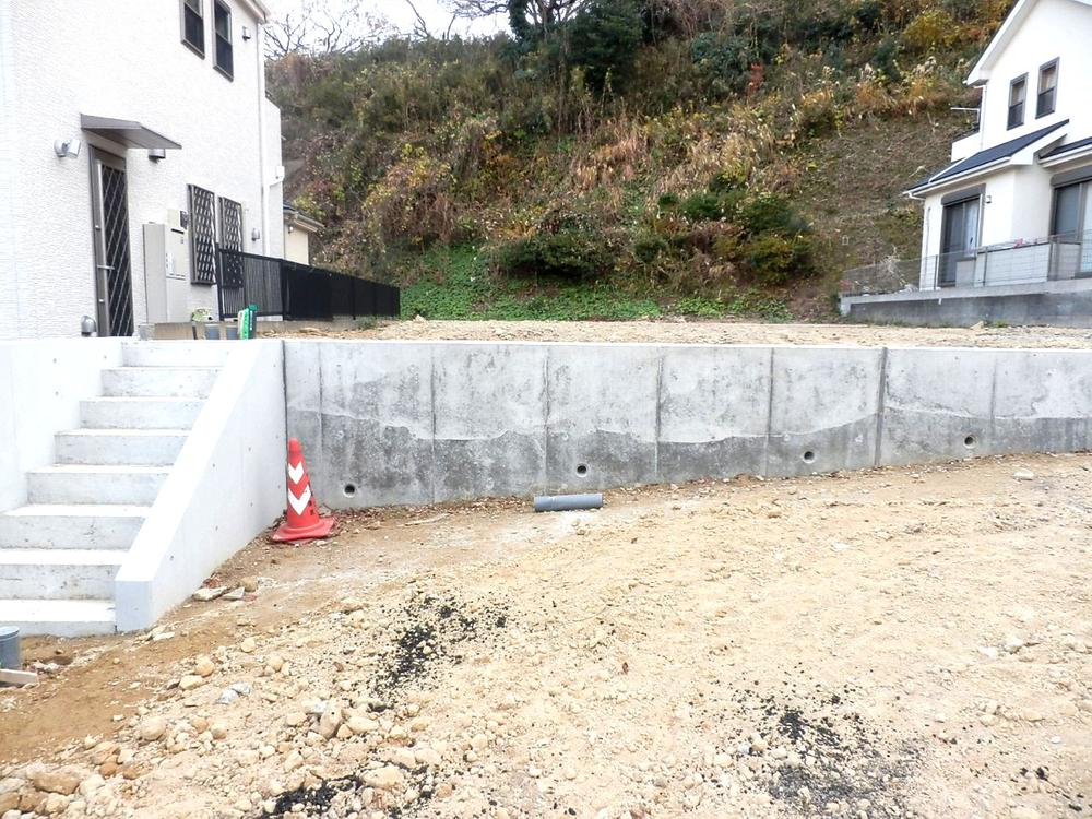 Local appearance photo. Local (12 May 2013) Shooting