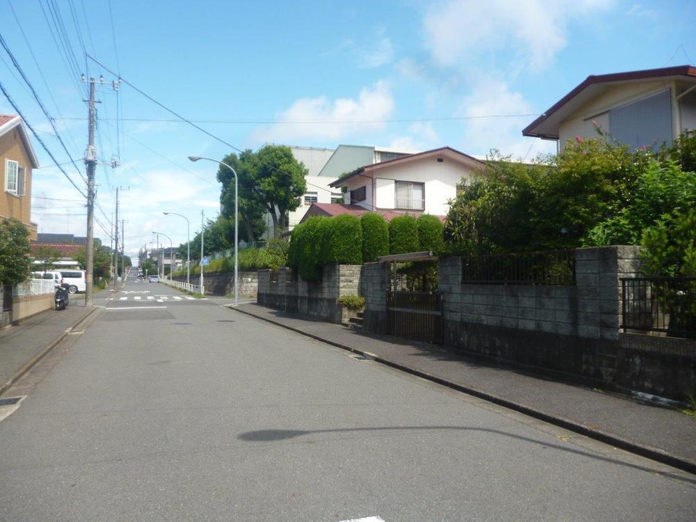 Local photos, including front road. Local (September 2013) Shooting