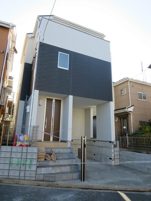 Local appearance photo