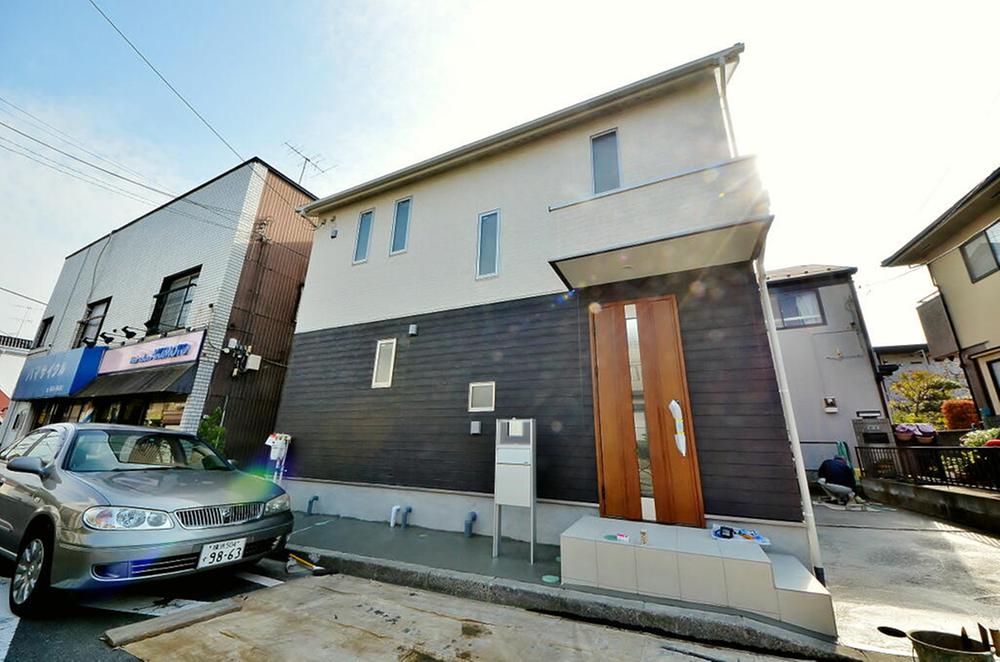 Local appearance photo