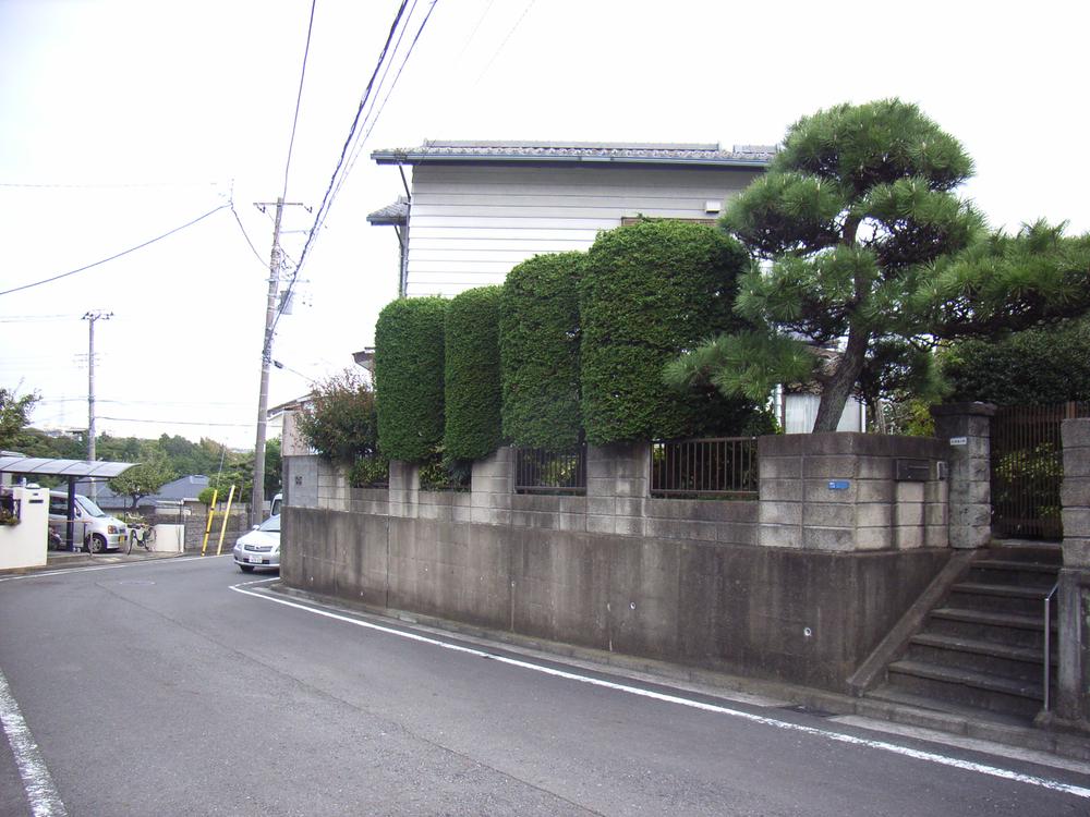 Local photos, including front road. Local (September 2013) Shooting