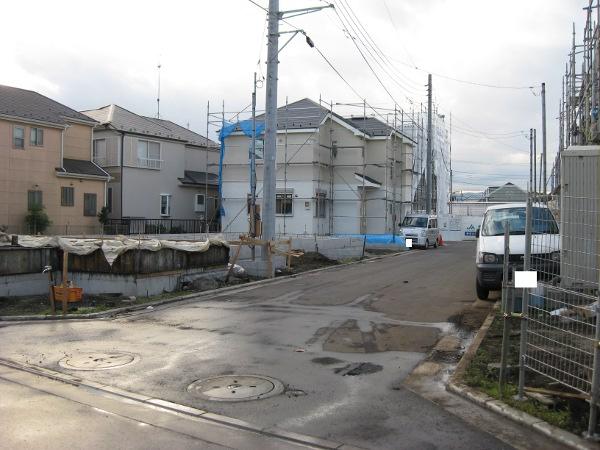 Local photos, including front road. Local (11 May 2013) Shooting