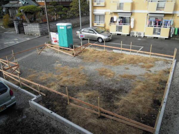 Local appearance photo. Local (12 May 2013) Shooting