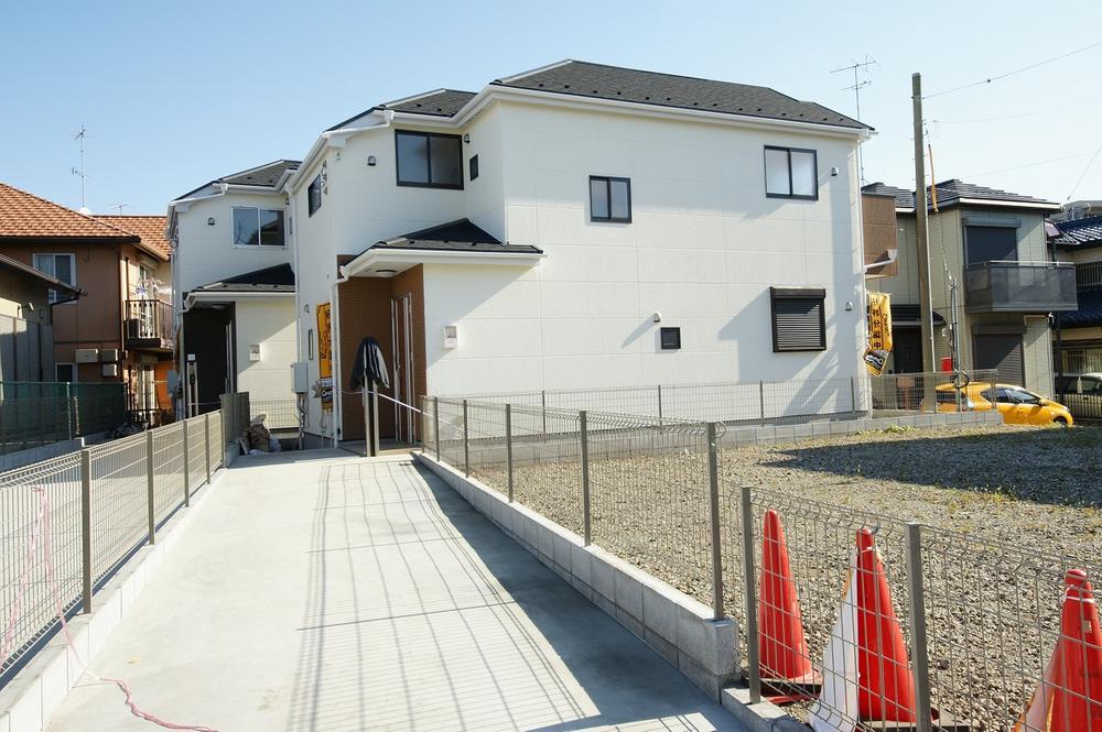 Local appearance photo