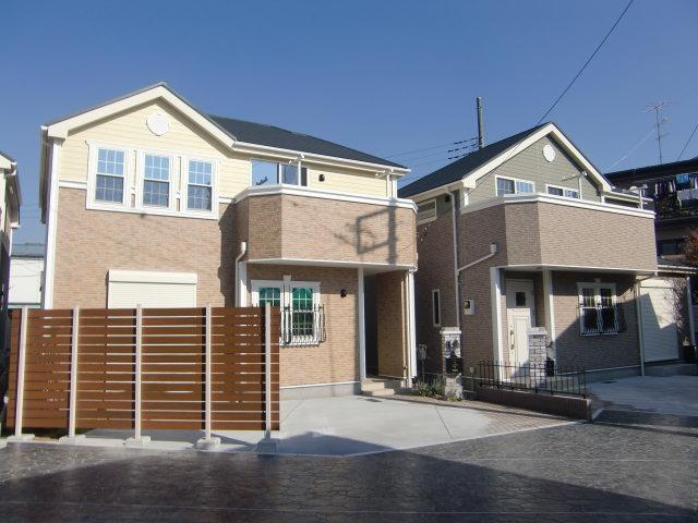 Local appearance photo. Local (12 May 2013) Shooting