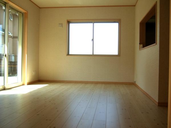 Living. Indoor (September 2013) Shooting. 27 Building