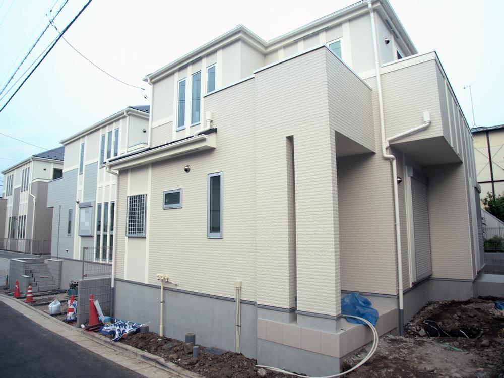 Local appearance photo. 3 Building site (October 2013) Shooting