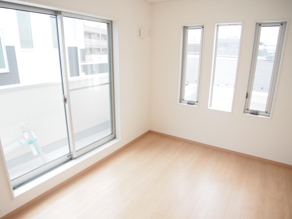 Non-living room. 3 Building site (October 2013) Shooting