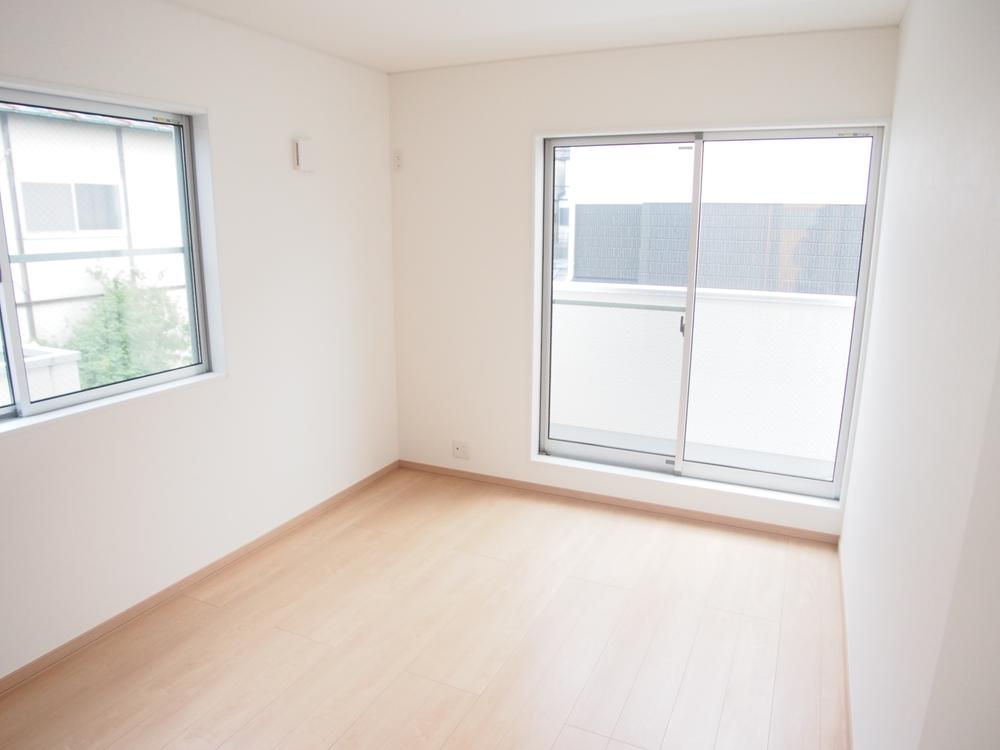 Non-living room. 3 Building site (October 2013) Shooting