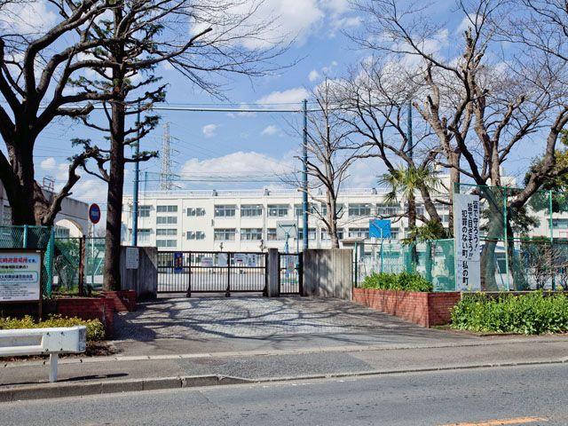 Primary school. 1100m to Yokohama City Tachihara Elementary School