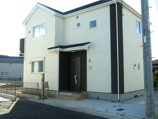 Local appearance photo. Local (12 May 2013) Shooting Building 3