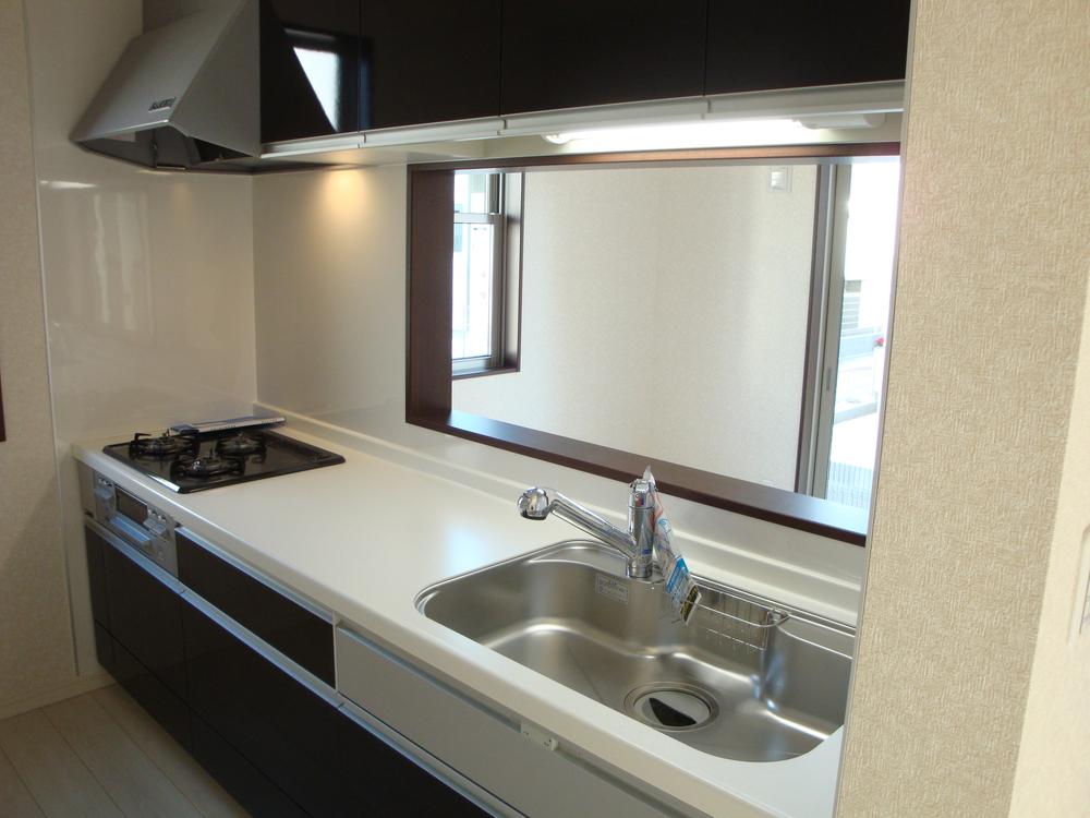 Kitchen. Building 2 Indoor (December 5, 2013) Shooting