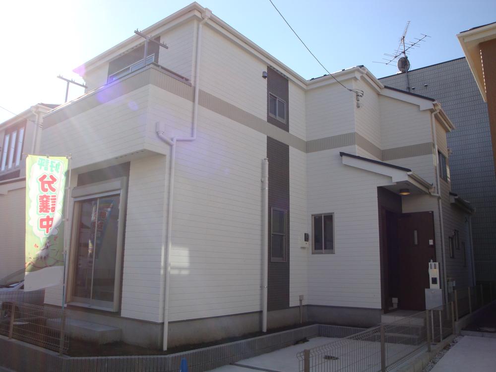 Local appearance photo. 1 Building Local (December 5, 2013) Shooting