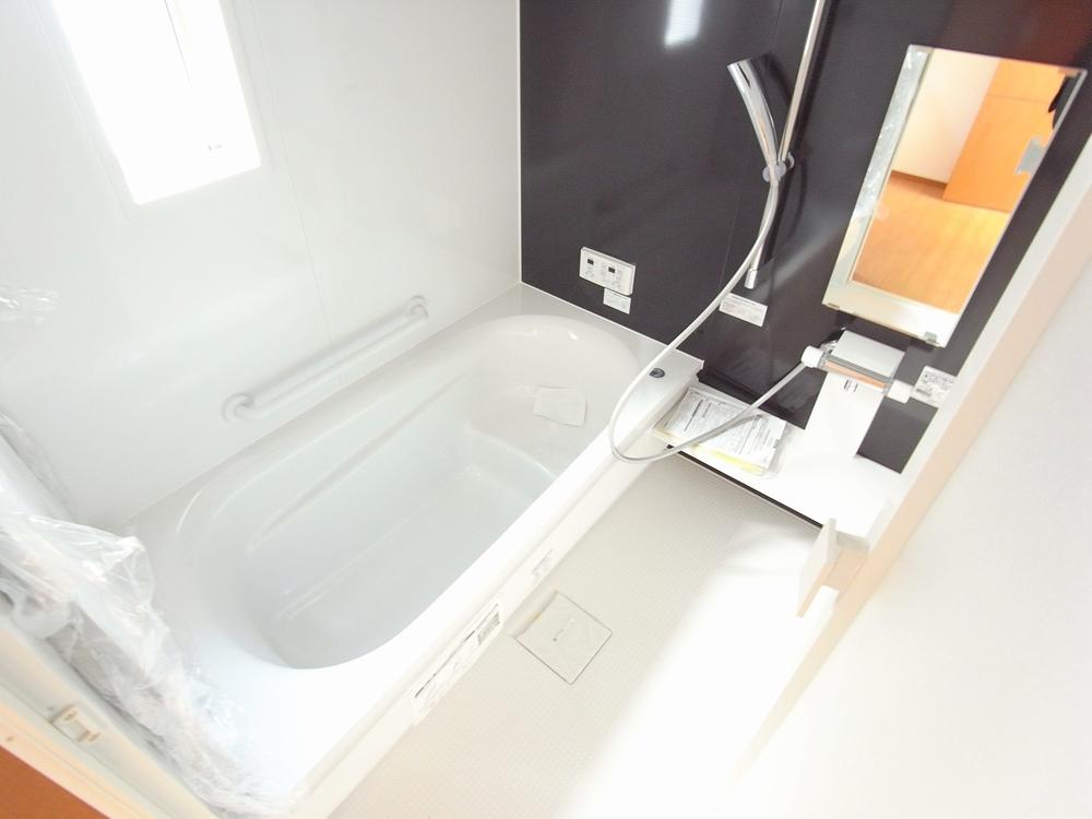 Bathroom. Leisurely feet of 1 pyeong type of room that can stretch bathroom (November 2013) Shooting