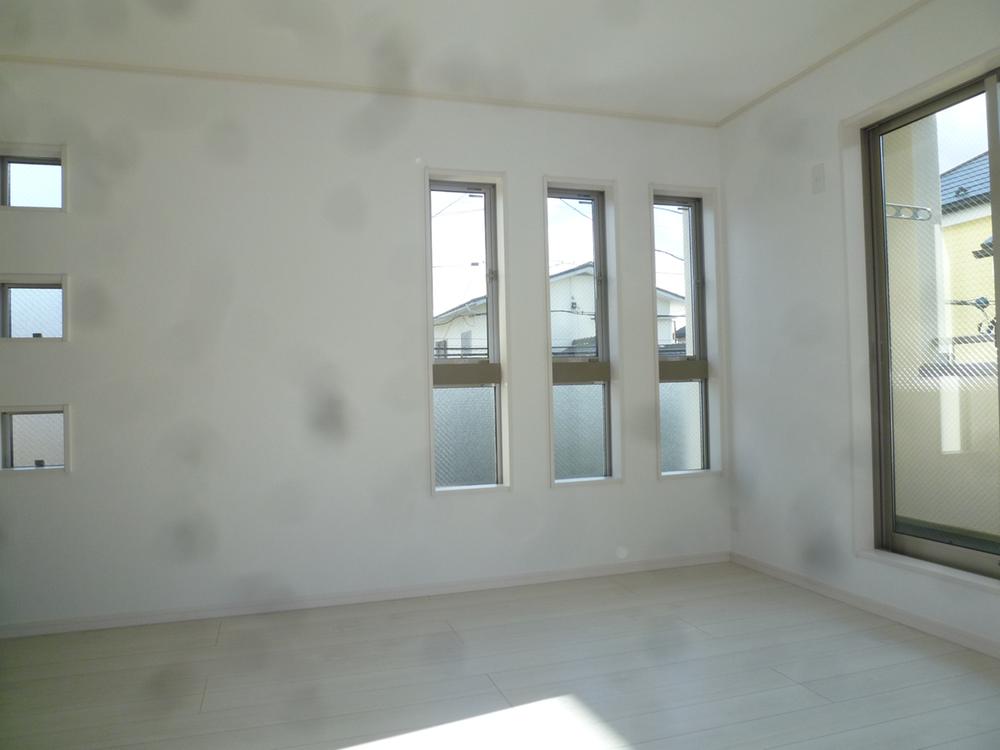 Non-living room. Indoor (12 May 2013) Shooting