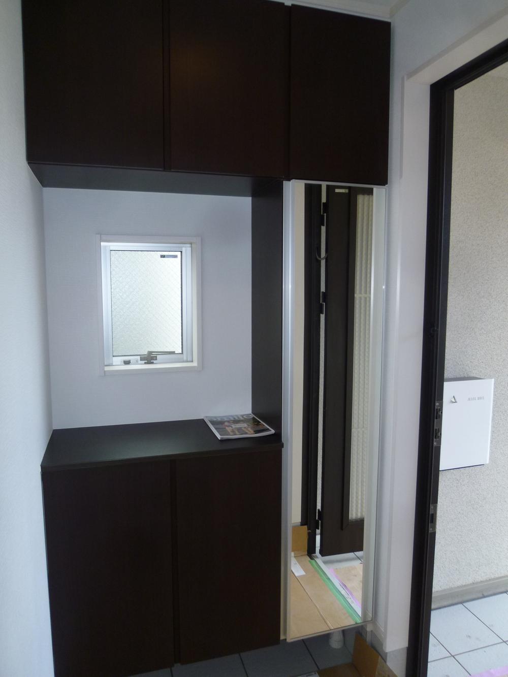 Entrance. Local (12 May 2013) Shooting