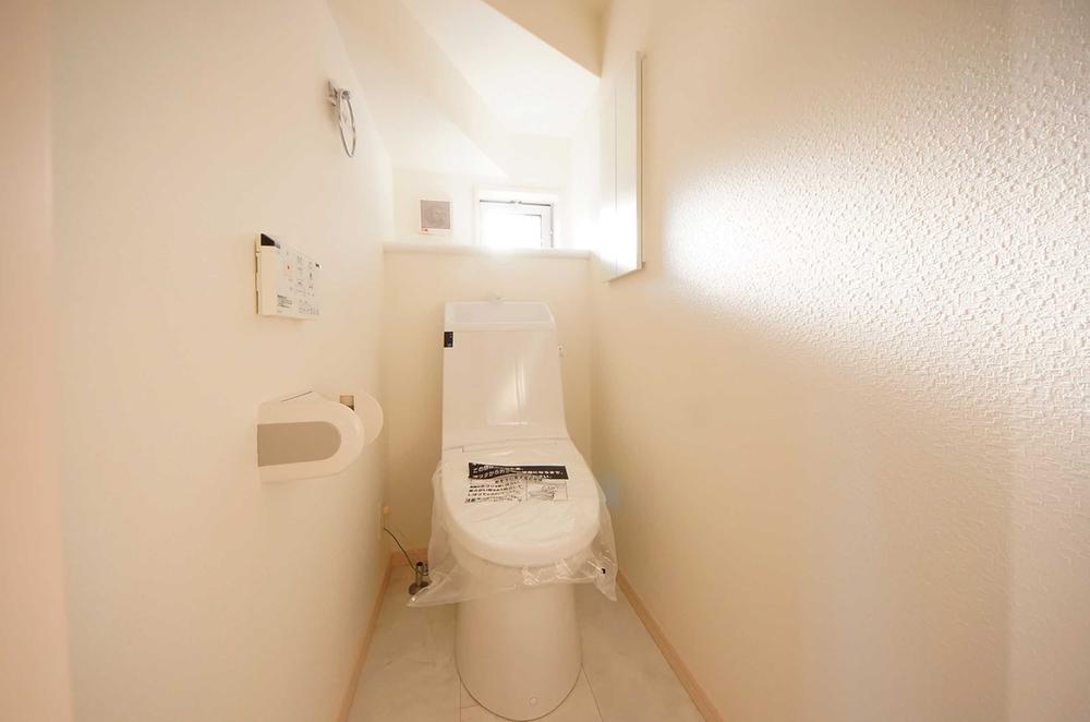 Toilet. Indoor (11 May 2013) Shooting, Toilet on the first floor ・ Both second floor are equipped with. 