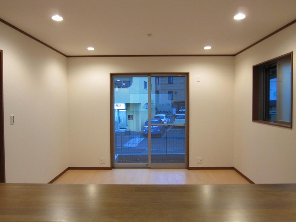 Living. Local (March 2013) Shooting