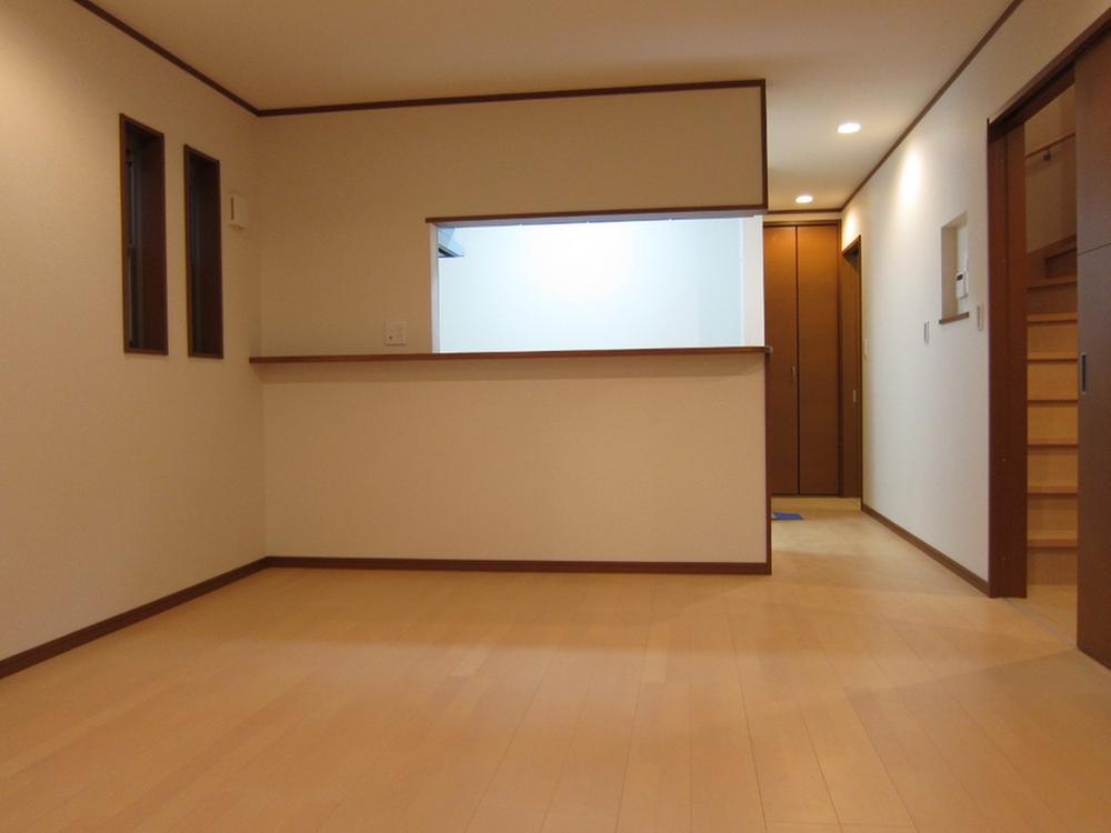 Living. Local (March 2013) Shooting