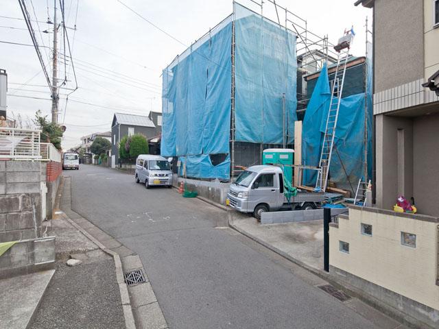 Local photos, including front road. Local (December 9, 2013) Shooting D Building