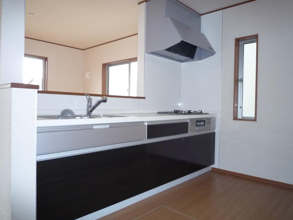 Kitchen. Local (12 May 2013) Shooting